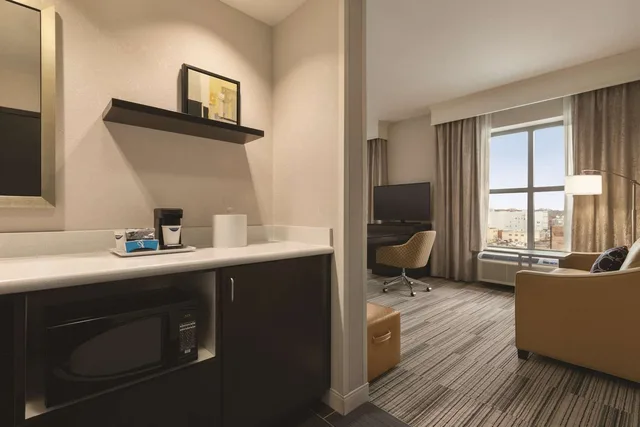 جناح استوديو بسرير كينج، Hampton Inn And Suites Roanoke-Downtown 3/3