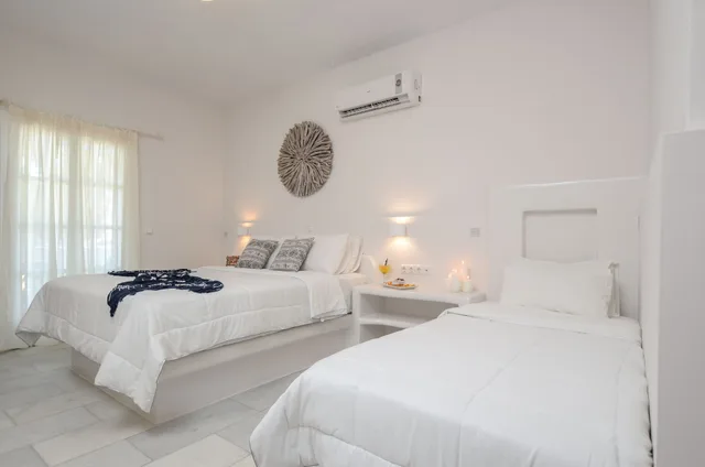 غرفة سوبيريور بسرير كوين وسرير فردي، Golden Sand Naxos 1/10