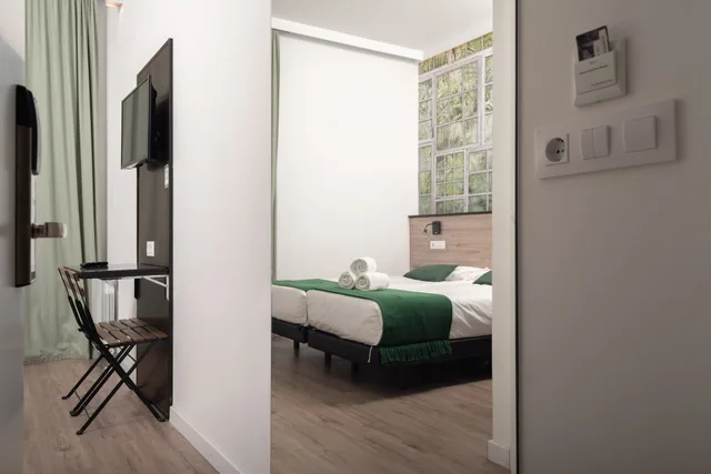 Superior, Suite, Twin Beds, Balcony, Barna House B&B 3/3