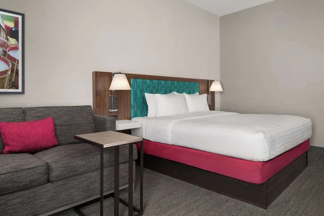 Study, King Bed, Sofa، Hampton Inn Sturbridge 2/5