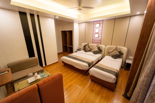 Gallery، AISHWARYA RESIDENCY 2/3