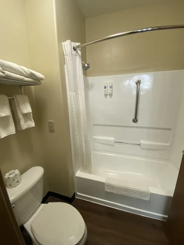 جناح بسرير كينج مع أريكة، Comfort Inn and Suites Gunnison-Crested Butte 7/8