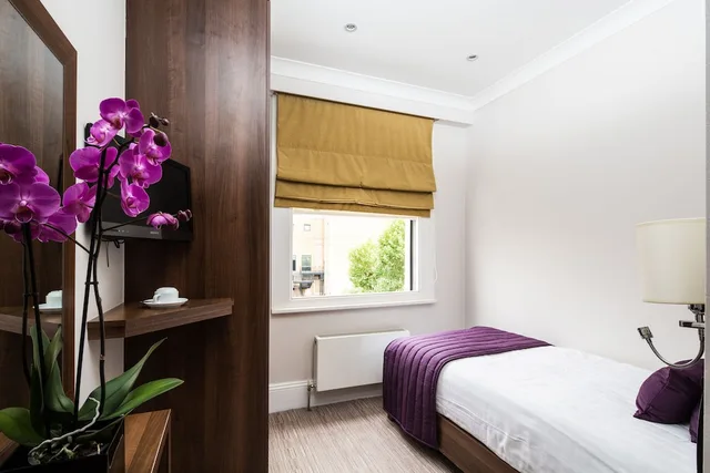 غرفة صغيرة مفردة، London House Hotel 11/17