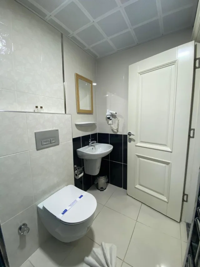غرفة قياسية ثلاثية، Kent Ani Hotel 9/10