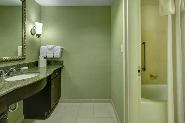 1 King Hearing Accessible Suite، Homewood Suites by Hilton West Palm Beach 7/8