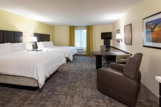 استوديو بسريرين كوين، Candlewood Suites Rochester Mayo Clinic Area 1/1