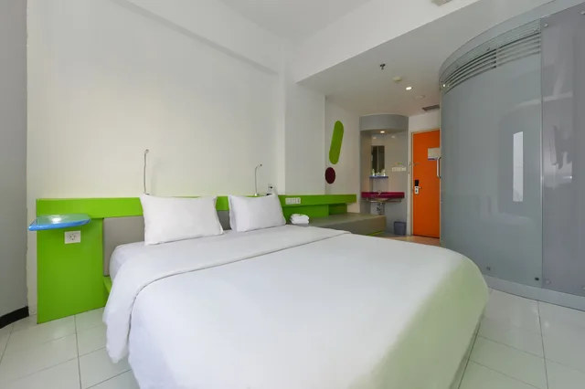Pop, Standard, Twin Beds، Pop Hotel Tanjung Karang Lampung 2/5