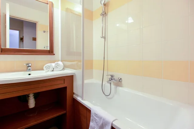 1 Bedroom, Apartment, 2 Trundle Beds, Balcony، Pierre Vacances Residence Les Rives de L Apos Aure 5/6