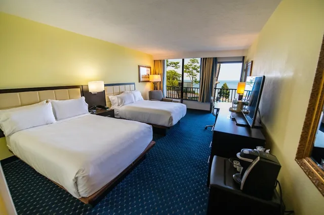 Premium, 2 Queen Beds, Ocean Front، Holiday Inn Resort Bar Harbor Acadia Natl Park 3/6