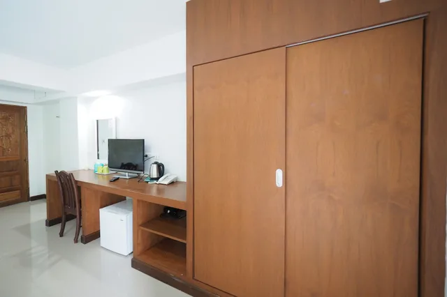 غرفة قياسية ثلاثية بثلاثة أسرّة، Phuhi Hotel 2/4