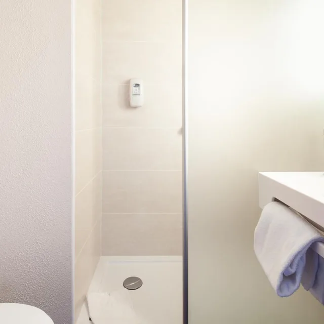 غرفة قياسية بسرير مزدوج، B&B Hotel Meaux 8/9
