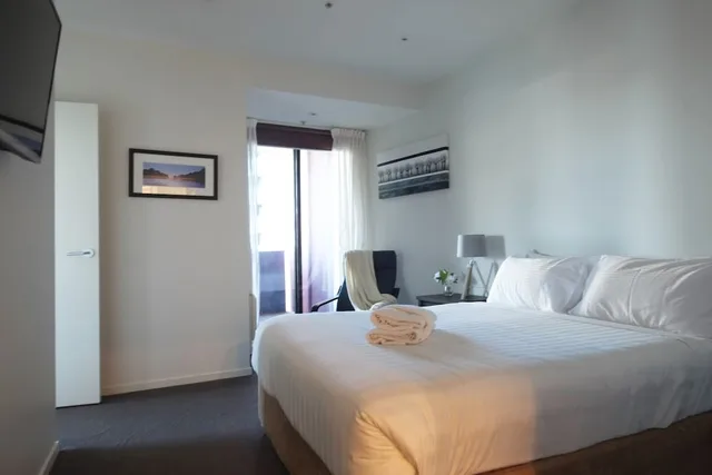 2 Bedrooms, Executive, Apartment, 2 Queen Beds, 2 Bathrooms, ACD Apartments 1/4