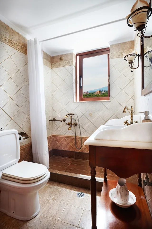 فيلا ديلوكس بسريرين منفصلين وسريرين كينج بـ4 غرف نوم مع أريكة بمسبح خاص، Villa Vanelia Mare 7/8