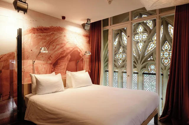 غرفة بسرير كينج، Kruisherenhotel Maastricht 3/8