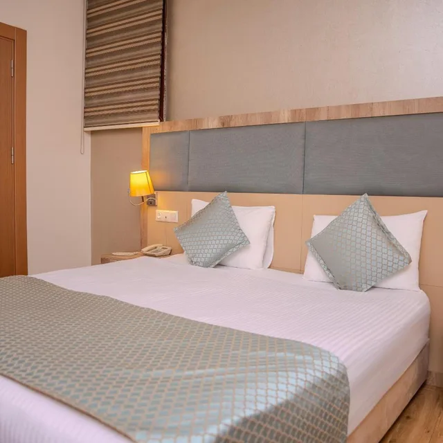 غرفة قياسية بسرير كينج، Mari Suites Hotel 2/7
