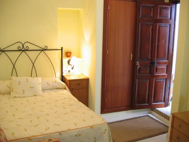 Studio, Double Bed, Pension La Montorena 1/1
