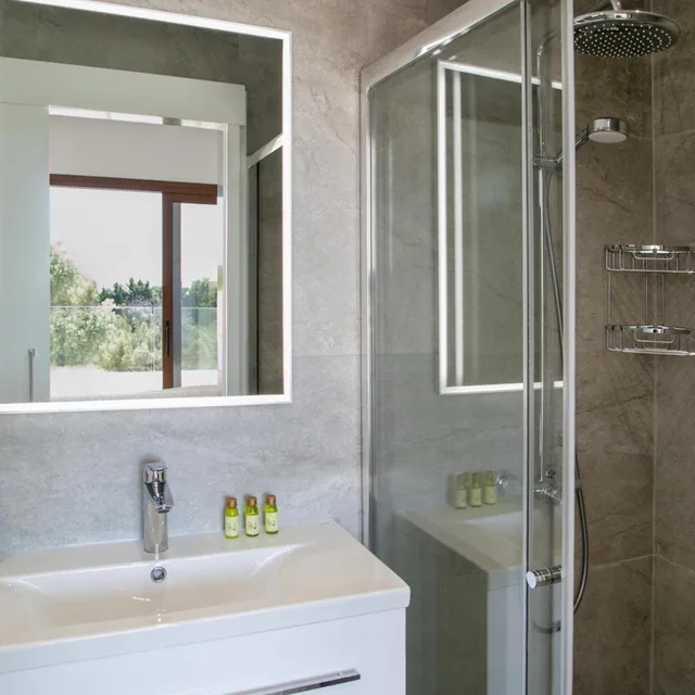فيلا سوبيريور، Aphrodite Hills Rentals - Superior Villas 9/10