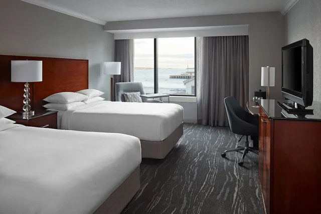 غرفة كلوب بسريرين مزدوجين، Halifax Marriott Harbourfront Hotel 2/9