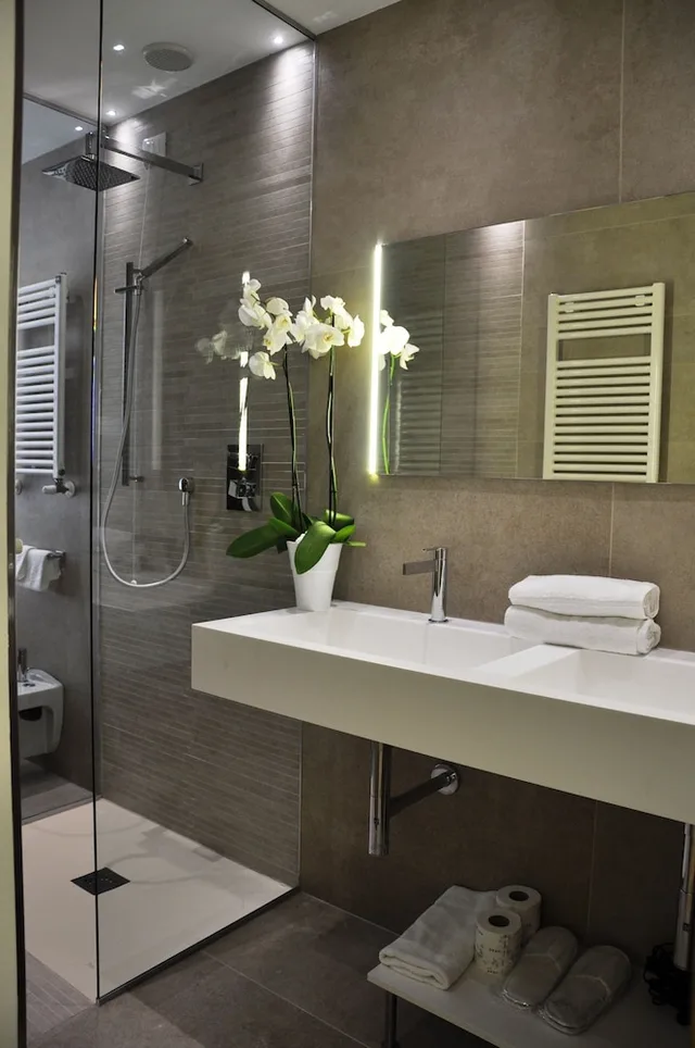 جناح بسرير كينج بجاكوزي، Hotel Polo 9/10