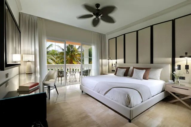 جناح بسرير كينج بإطلالة على الحديقة مع أريكة، Grand Palladium Jamaica Resort & Spa-All Inclusive 6/10