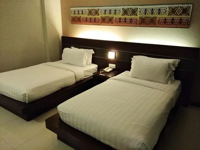 Standard, Twin Beds, No Window، Kinabalu Daya Hotel 1/2