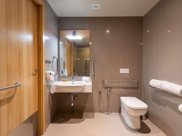 غرفة سوبيريور بسرير كوين لذوي الإعاقة، Novotel Curitiba Batel Hotel 4/8