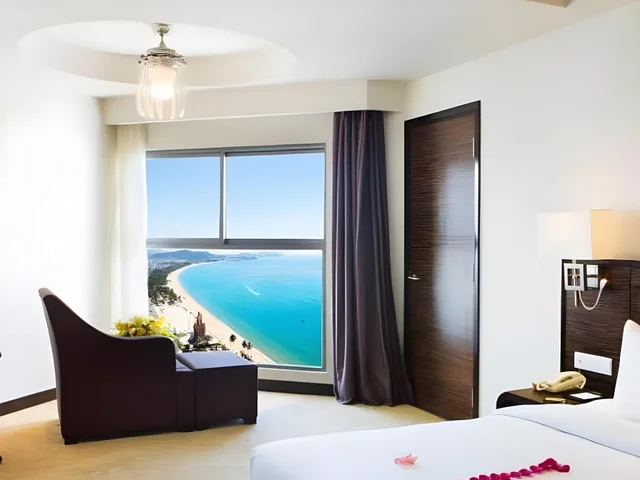 غرفة ديلوكس بسرير كوين بإطلالة على البحر، Havana Nha Trang Hotel 4/4