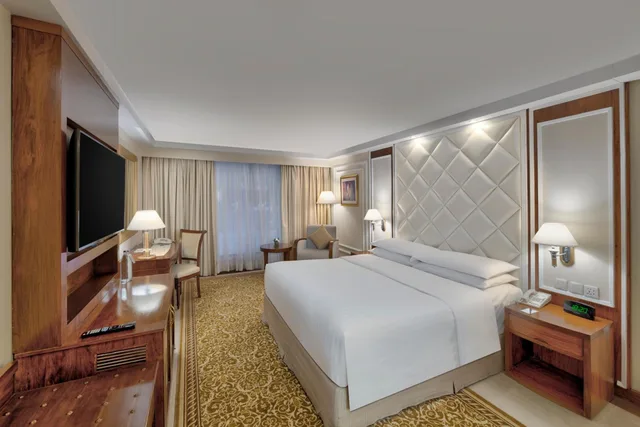 Guest Room, Deluxe, King Bed, ISLAMABAD MARRIOTT HOTEL 8/10