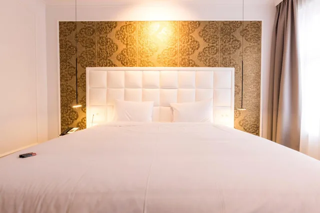غرفة ديلوكس بسرير كينج بإطلالة على الحديقة، Hotel Rubens - Grote Markt 9/10