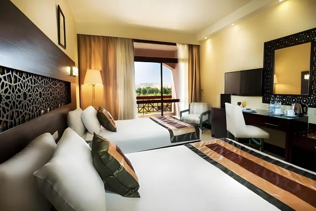 غرفة سوبيريور بسريرين مزدوجين بإطلالة على النهر، Pyramisa Island Hotel Aswan 1/1