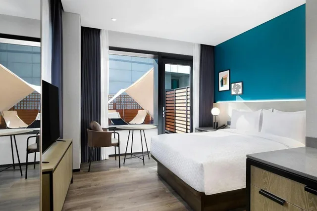 غرفة سوبيريور بسرير مزدوج بإطلالة على المدينة بشرفة، Four Points by Sheraton Josun, Seoul Myeongdong 1/2
