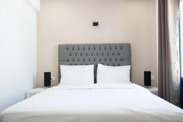 استوديو سوبيريور، Tristhenia Hotel 2/10