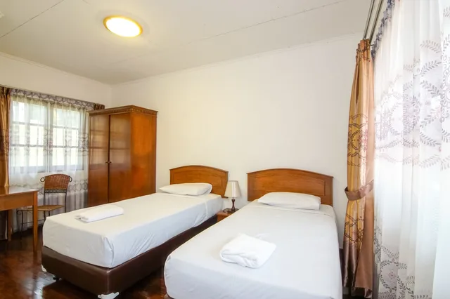 3 Bedrooms, Chalet, 2 Double and Twin Beds، Nongsa Point Marina Resort 5/10