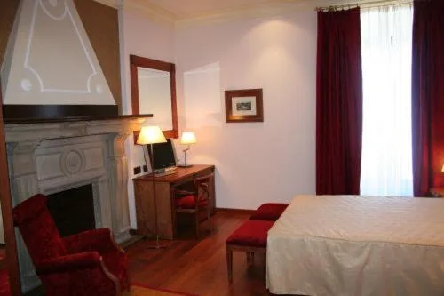 Room, Double Bed, Hotel Palacio De La Magdalena 7/10