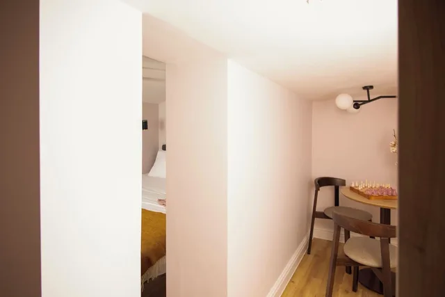 Comfy, Semi Basement, Double Bed، KENSINGTON SUITE HOTEL 6/6