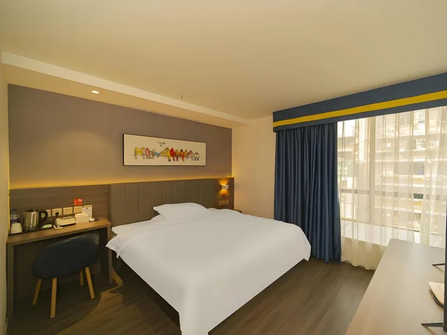 Preferred, King Bed, Queen Bed، 7 Days Inn (Chengdu Yulin) 2/2