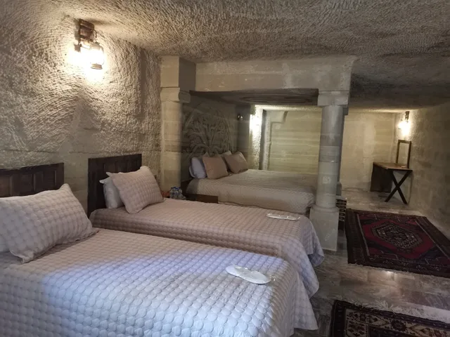 جناح بريميوم ركني بسريرين منفصلين وسرير كينج بغرفة نوم واحدة، Lucky Cave Cappadocia 1/4