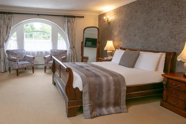Manor, Executive, Double Bed، Moore Place Hotel, BW Signature Collection 7/10
