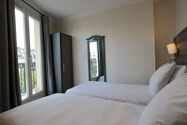 غرفة بسريرين منفصلين، Hipotel Paris Voltaire Bastille 5/10
