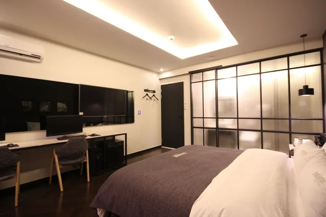 Tower, Superior, Twin Beds, City View، 2 Heaven Hotel 7/10