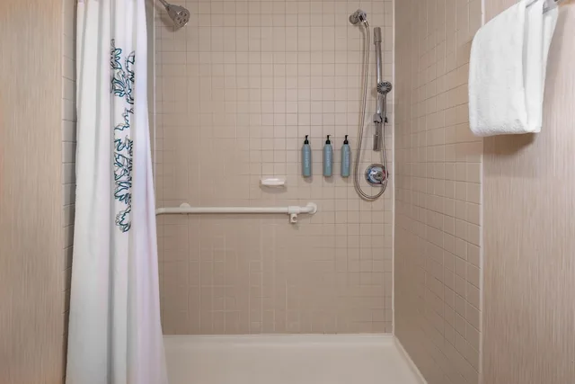 1 Bedroom, Suite, Accessible, Residence Inn By Marriott St Louis Downtown 3/4
