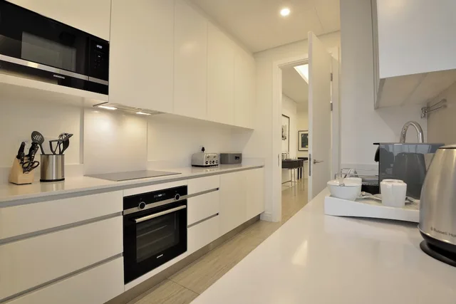 2 Bedrooms, Grand, Apartment, King Bed, The Leonardo 6/10