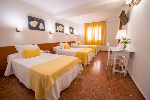 غرفة ثلاثية بثلاثة أسرّة في طابق مرتفع، Hotel Romerito 2/9