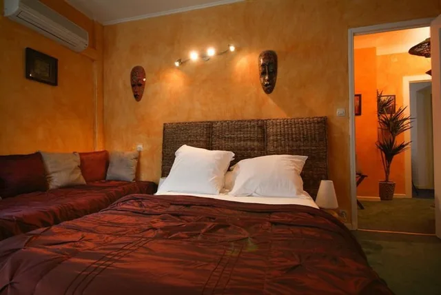 غرفة كومفورت ثلاثية بسرير مزدوج وسرير فردي، CITOTEL LE MIRAGE 2/6