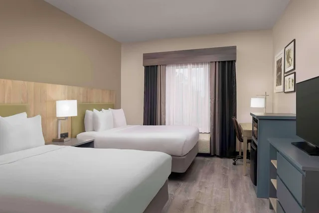 غرفة بسريرين كوين لذوي الإعاقة، Country Inn & Suites By Radisson Gainesville FL 3/10