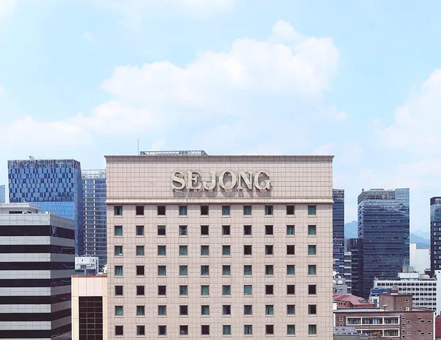 غرفة ثلاثية بسريرين مزدوجين، Sejong Hotel 1/1