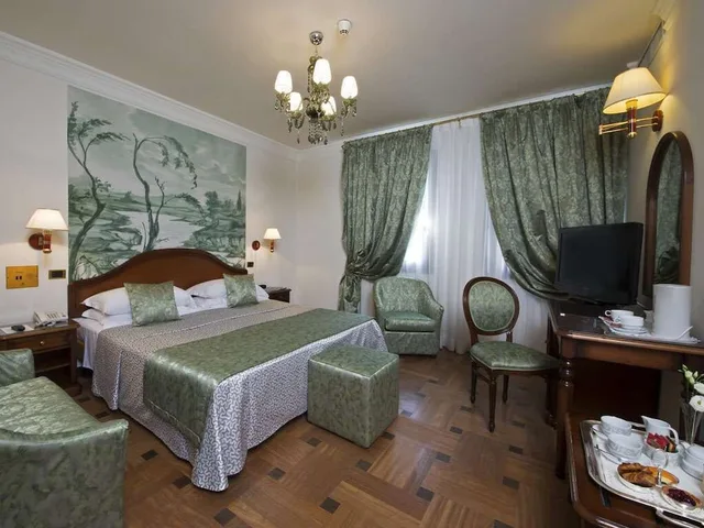 فيلا بسرير كوين، Villa Pace Park Hotel Bolognese 3/8