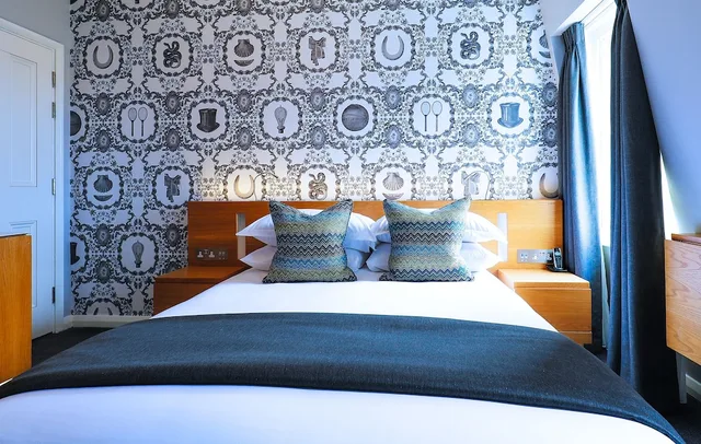 غرفة مريحة بسرير كوين، Malmaison Cheltenham 2/3