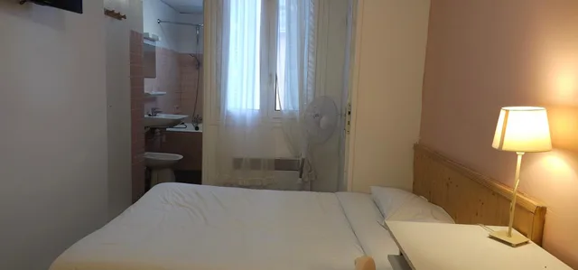 غرفة قياسية بسرير مزدوج، Hotel Corona 4/10
