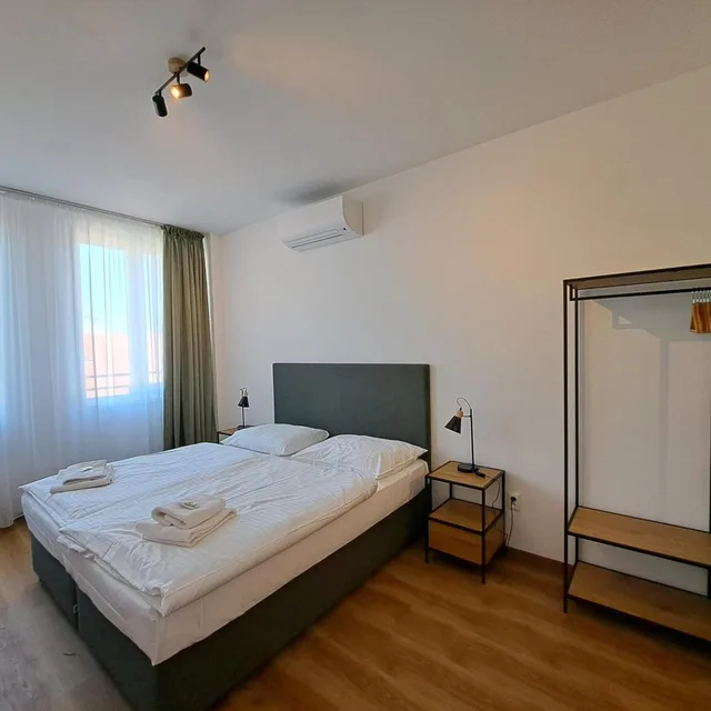 Komfort Double or Twin with AC، Legie Hotel 2/10